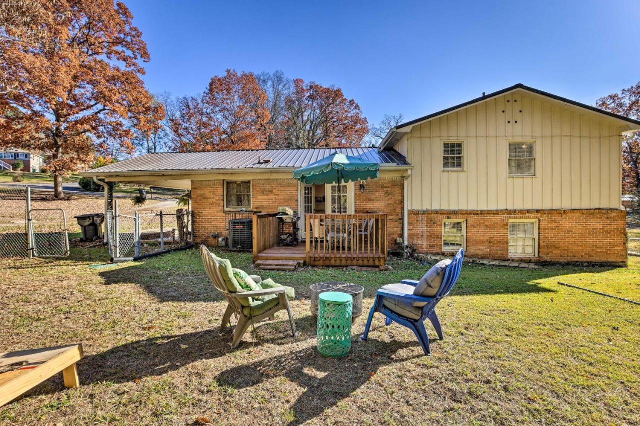 Villa Modern Birmingham Escape With Yard And Fire Pit! Esterno foto